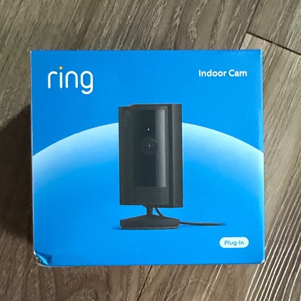 Ring Indoor Cam - Sleek Black Design